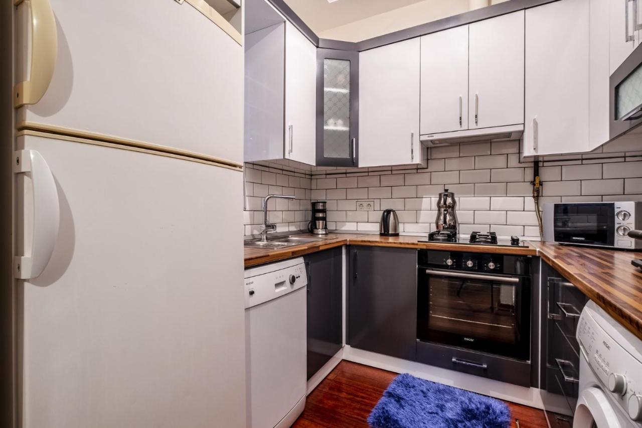 Centrally Located Apartment With Balcony In Sisli Istambul Exterior foto